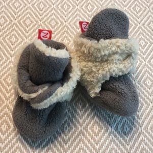 Zutano baby fleece booties. Size 3m/nb